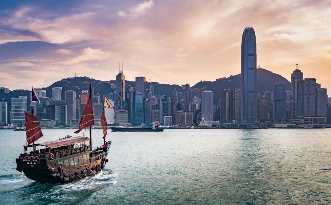 Victoria Harbor-Hong Kong-1600.jpg